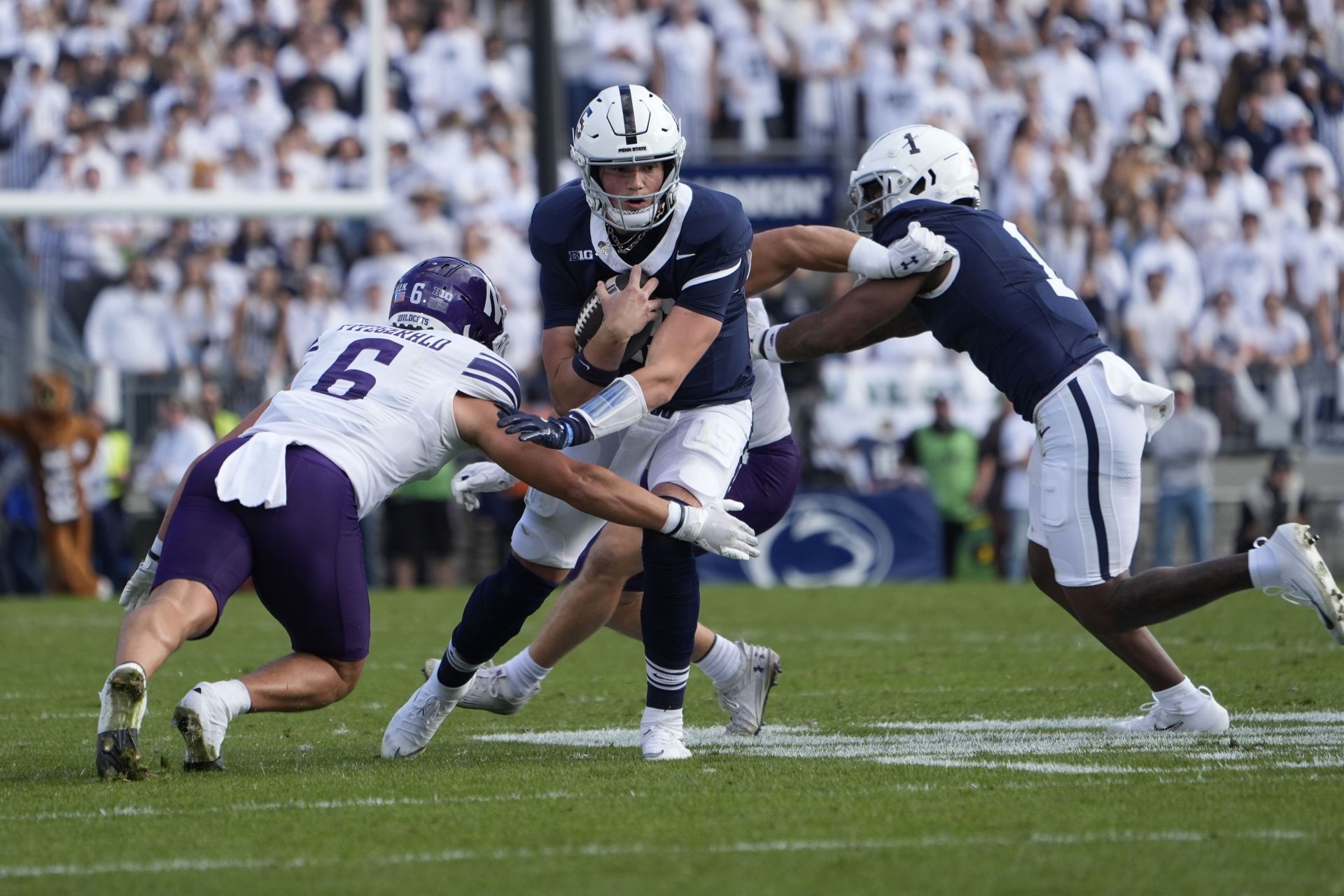 COLLEGE FOOTBALL: OCT 11 Northwestern at Penn State - Source: Getty