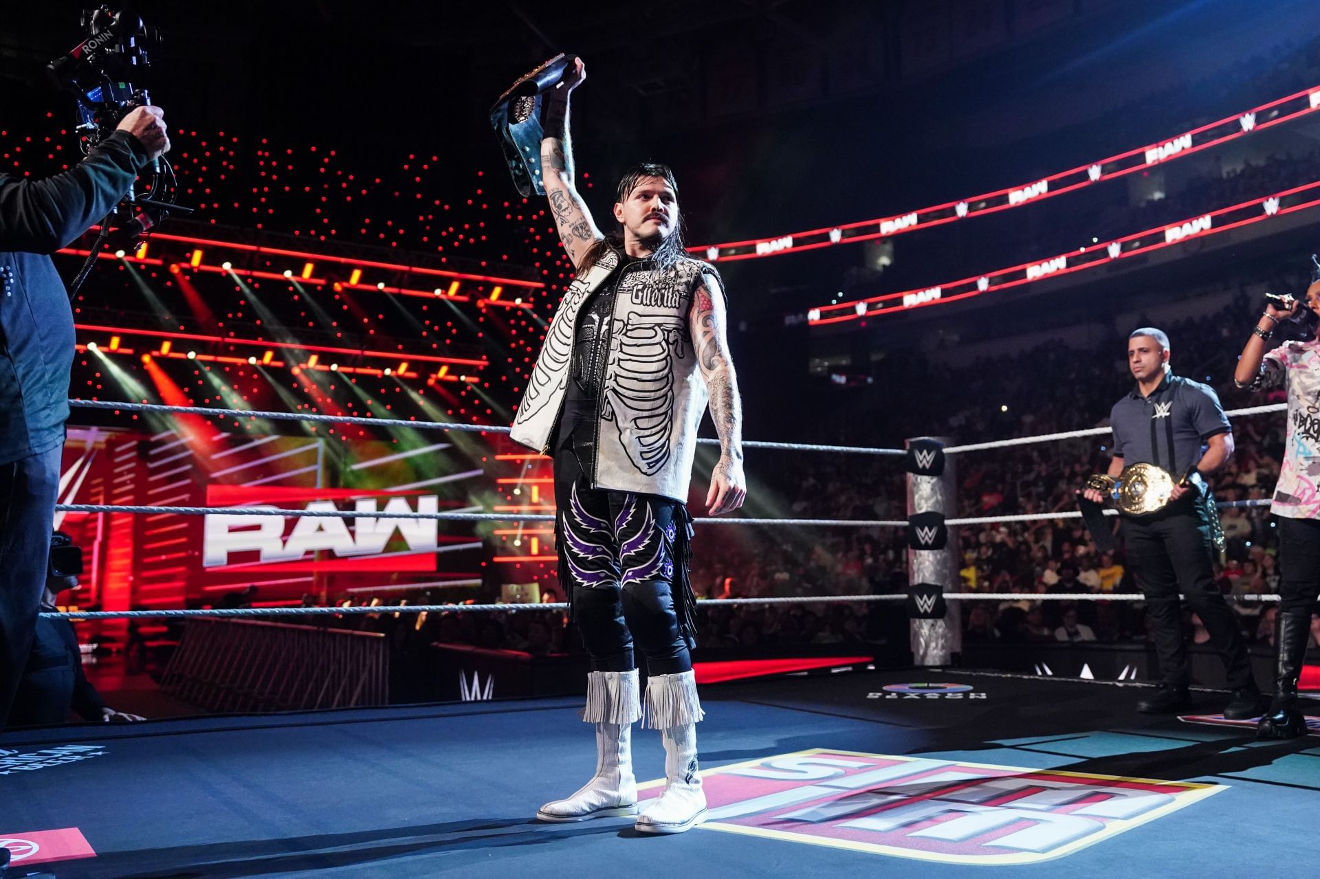 Monday Night RAW - Source: Getty