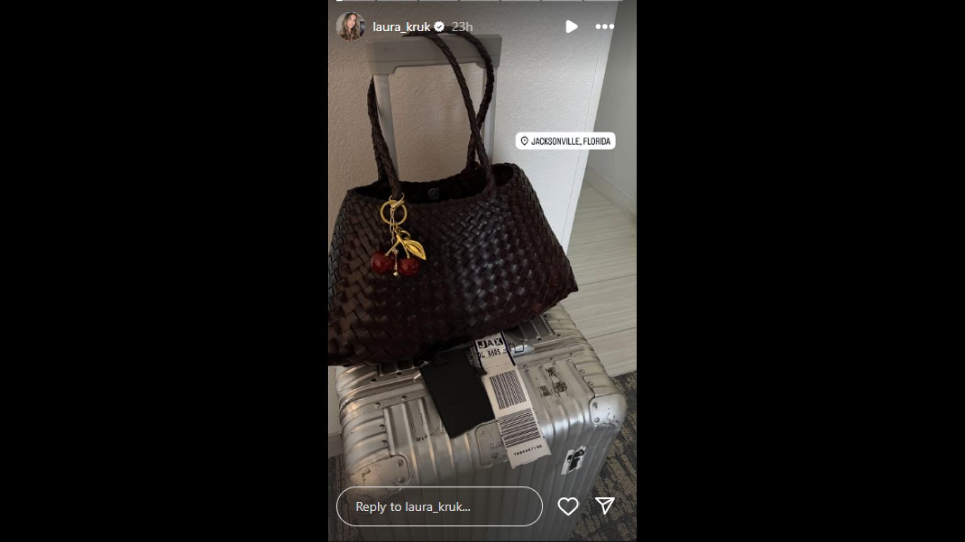 Juju Smith Schuster&#039;s fianc&eacute;e Laura Kruk shared a glimpse of her travel necessities. (Photo via Laura Kruk&#039;s Instagram Story)