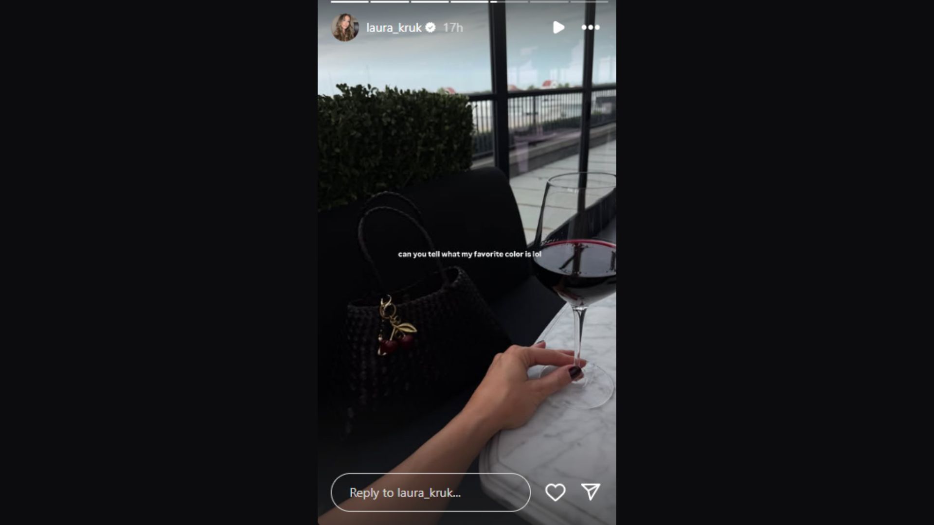 Laura Kruk shared another glimpse at her designer handbag. (Photo via Laura Kruk&#039;s Instagram Story)