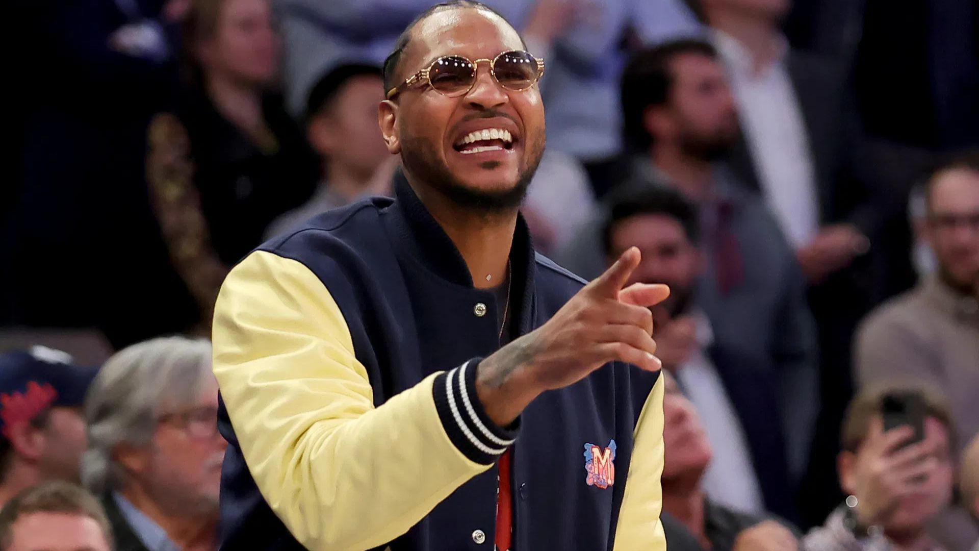 NBA fans in splits as Carmelo Anthony rocks &quot;podcast&quot; outfit for NBC broadcast debut. (Photo: IMAGN)