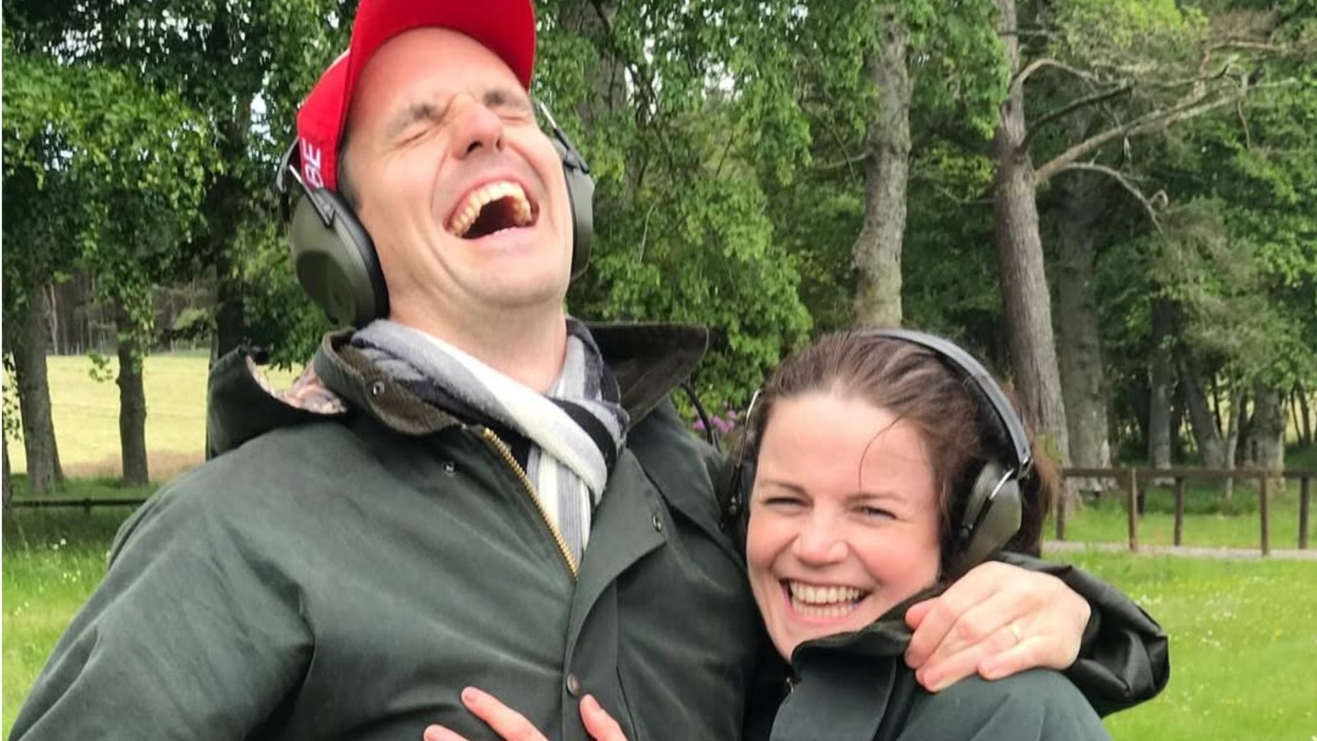 Ben Lewis and his wife Melle Stewart share a joyful moment outdoors. (Image via Todd Woodbridge/Instagram)
