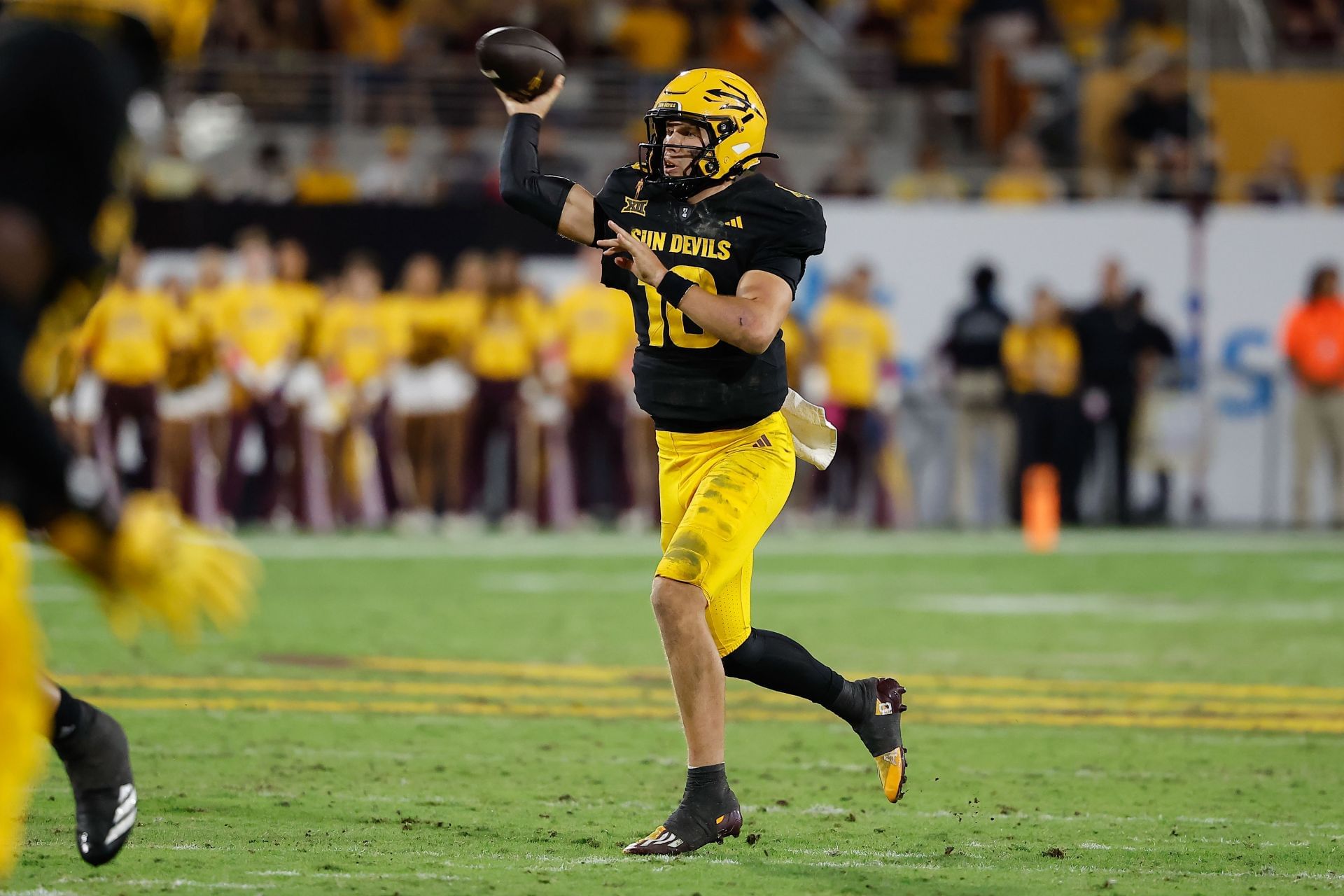 COLLEGE FOOTBALL: Arizona State QB Sam Leavitt - Source: Getty