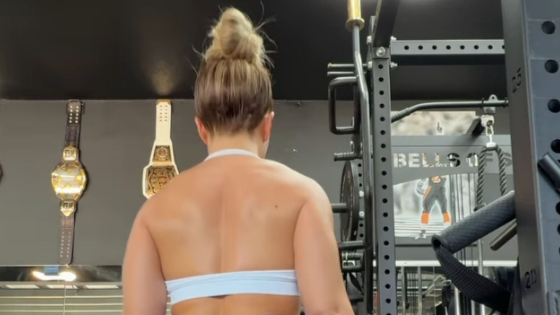 Female star competes after over a year! [Image credit: star