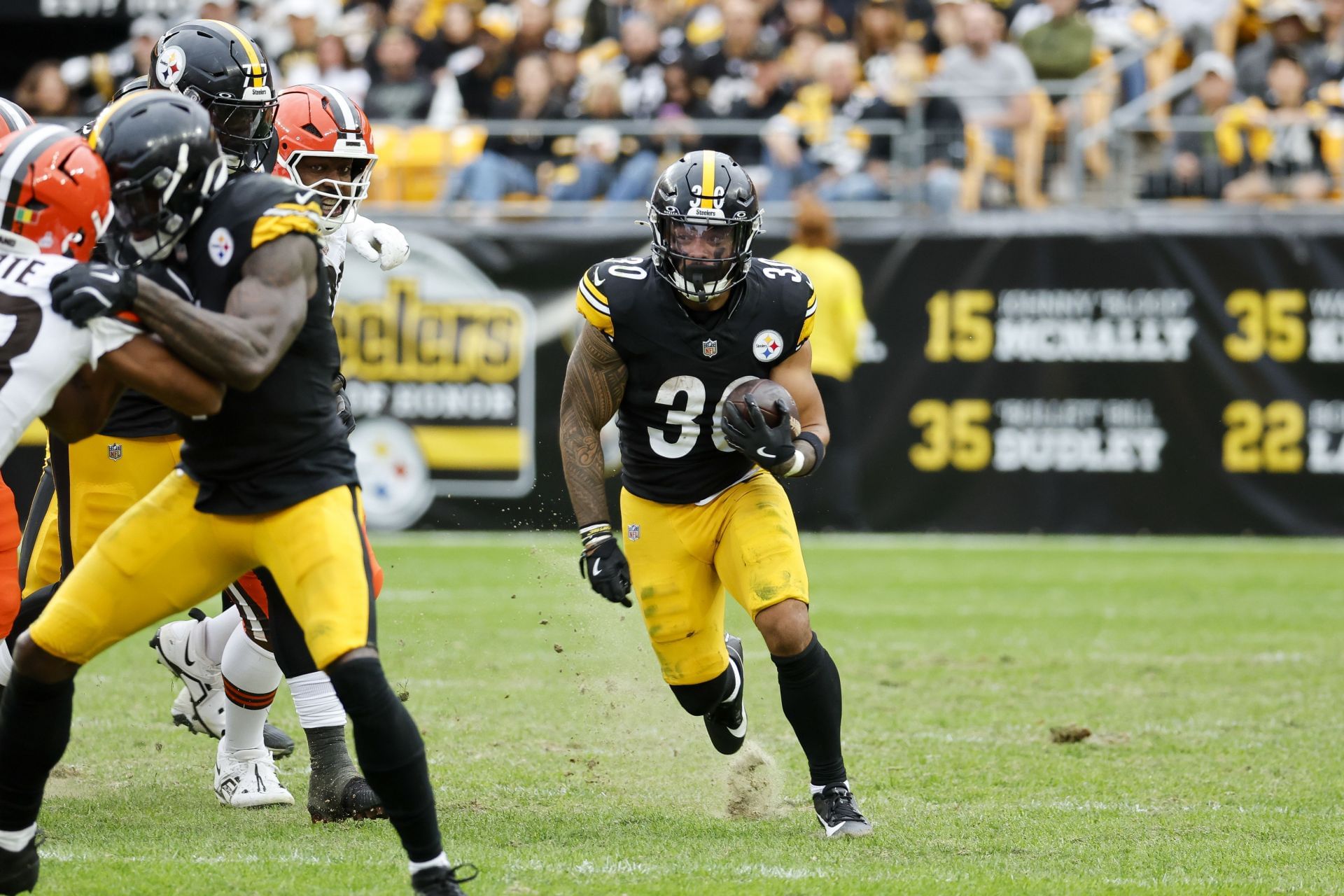 Jaylen Warren at Cleveland Browns vs. Pittsburgh Steelers - Source: Getty