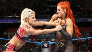 Former World Champion wants to work with Alexa Bliss and Becky Lynch