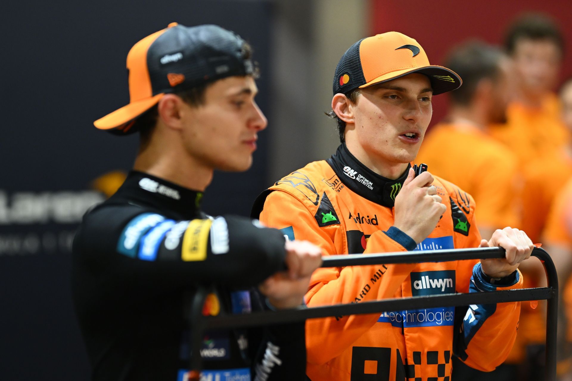 Watch: Lando Norris and Oscar Piastri have a moment after the F1 Singapore GP