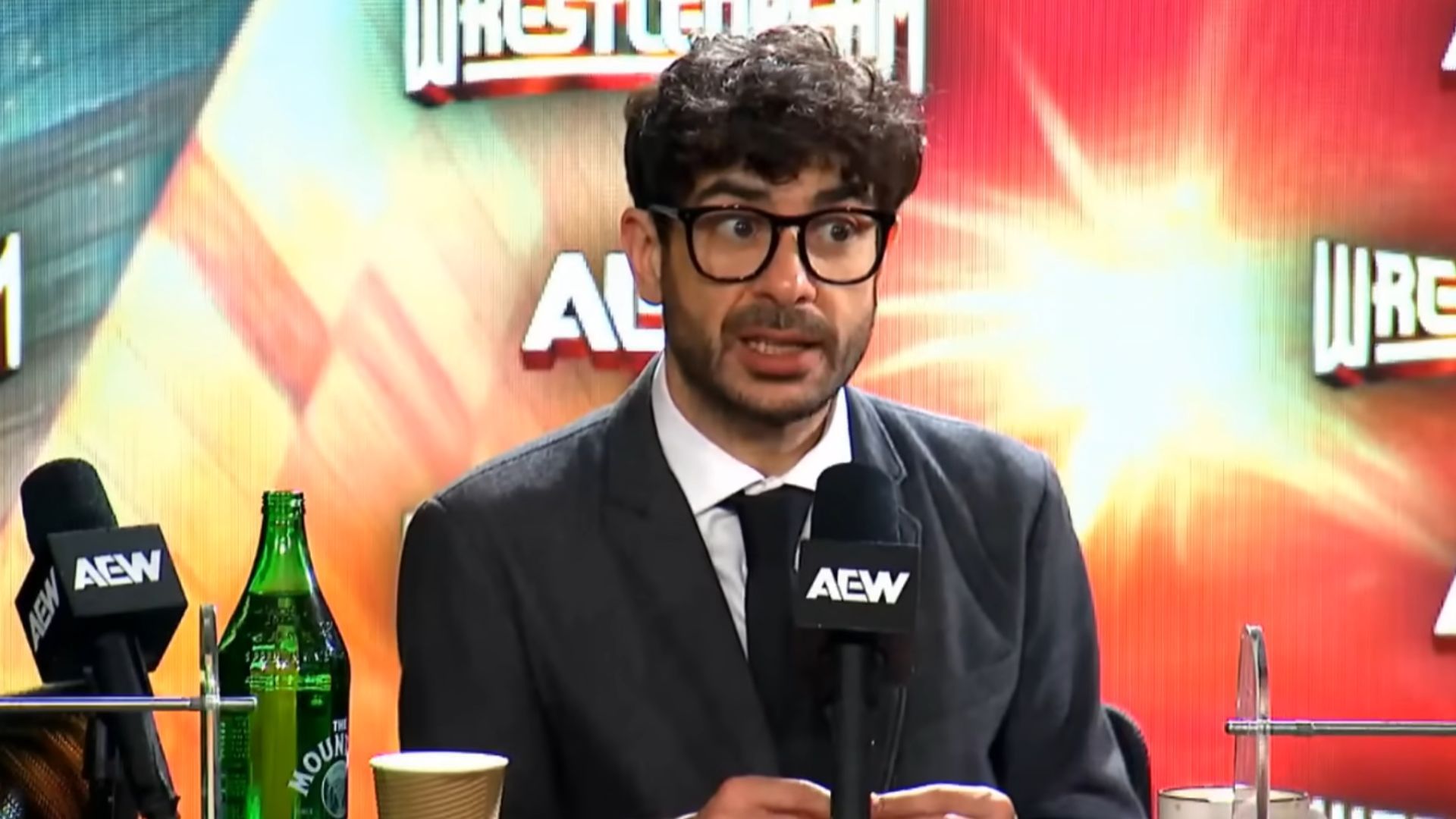 "He kisses Tony's behind" - WWE legend levels serious accusation against AEW star