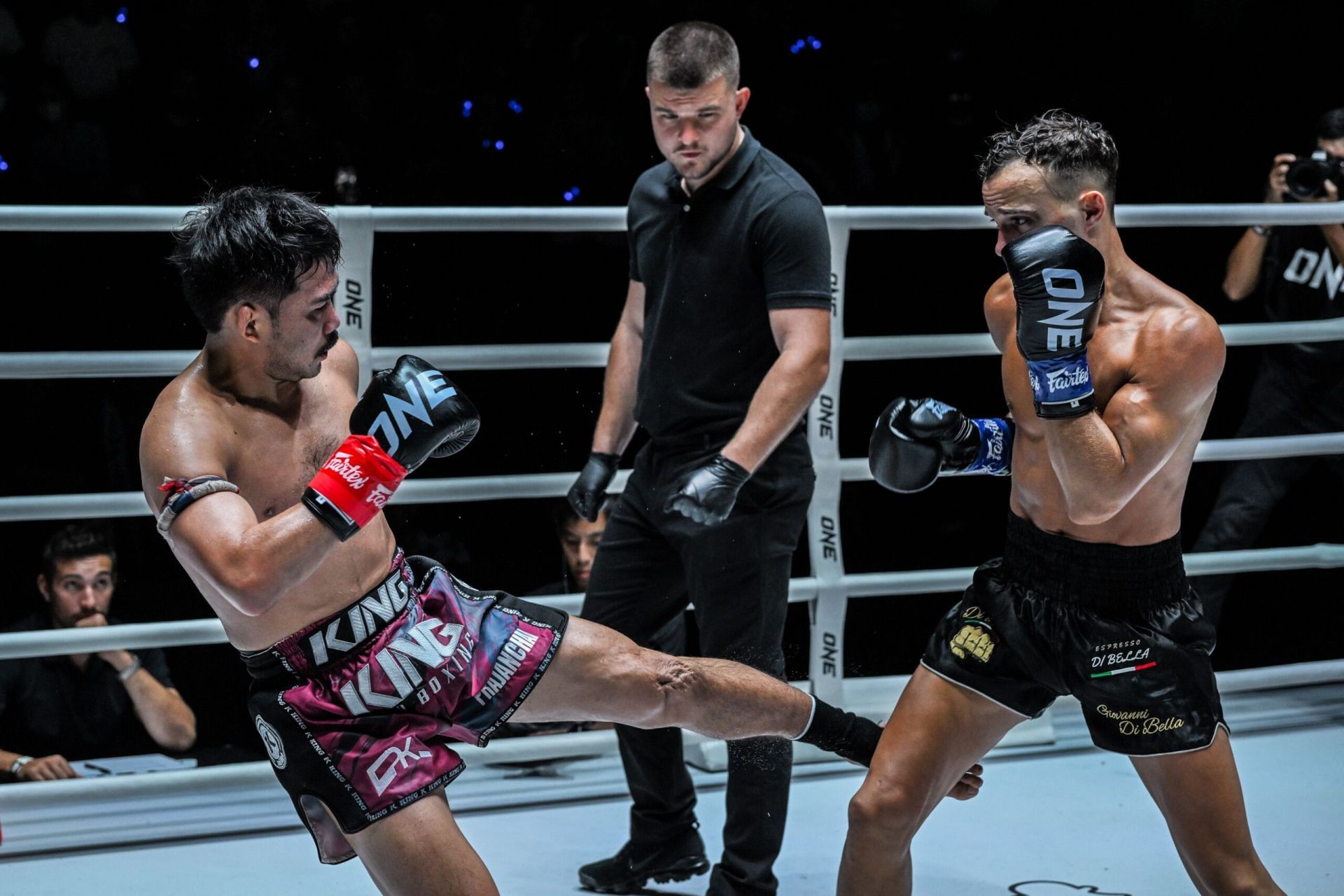 Prajanchai (L) expects tougher matchup from Jonathan Di Bella in rematch | Image by ONE Championship