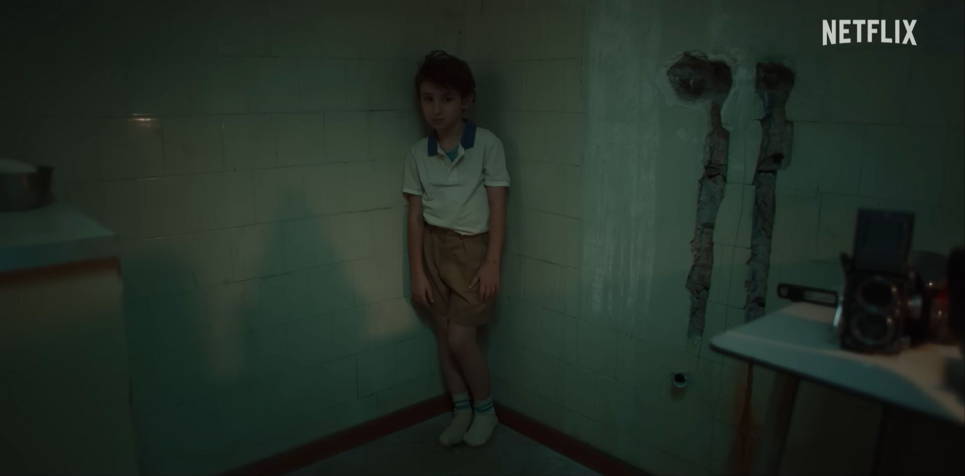Scene from The Monster of Florence (Image via YouTube/@Netflix)