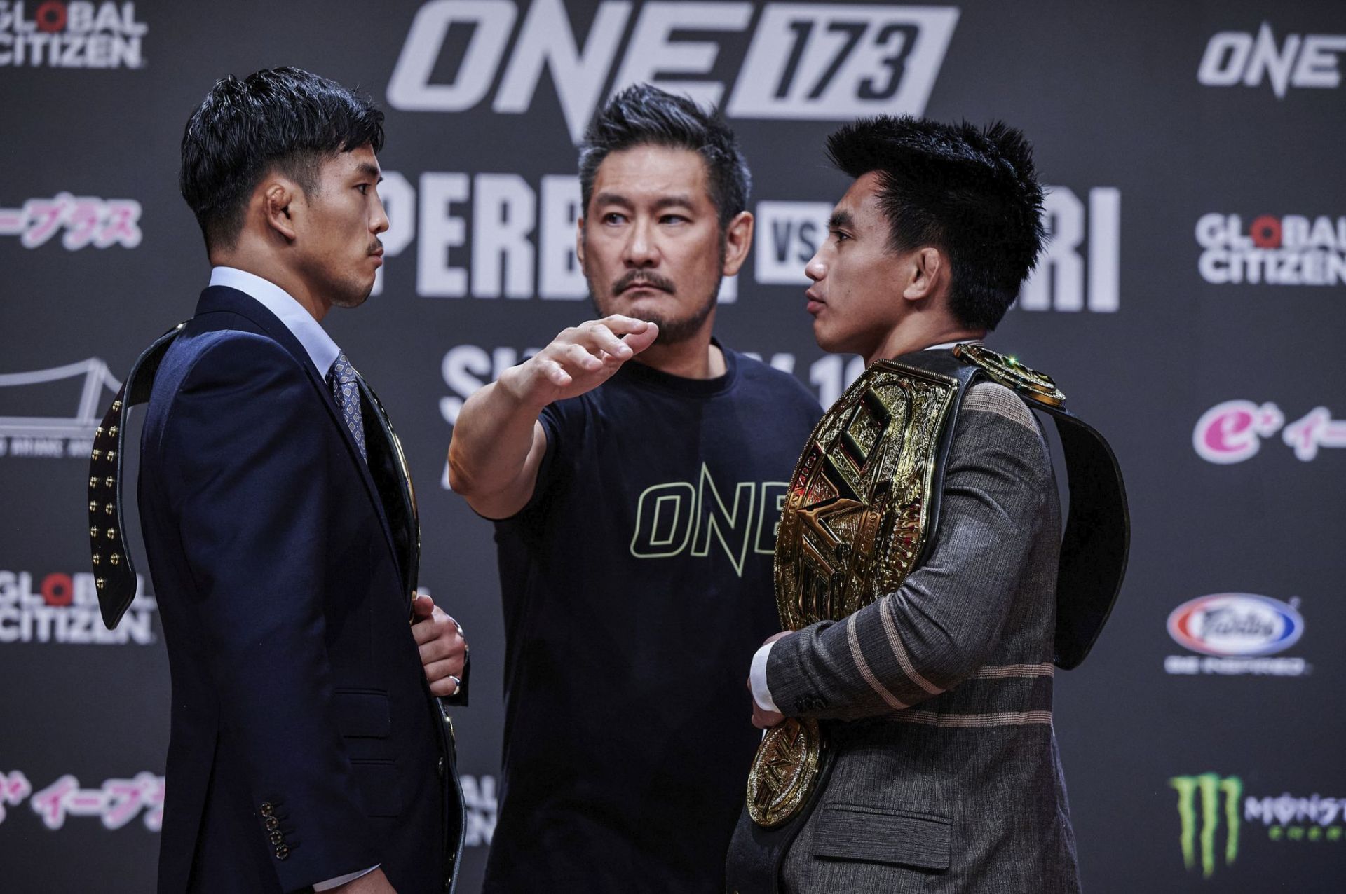 Joshua Pacio (R) vs Yuya Wakamatsu | Image by ONE Championship
