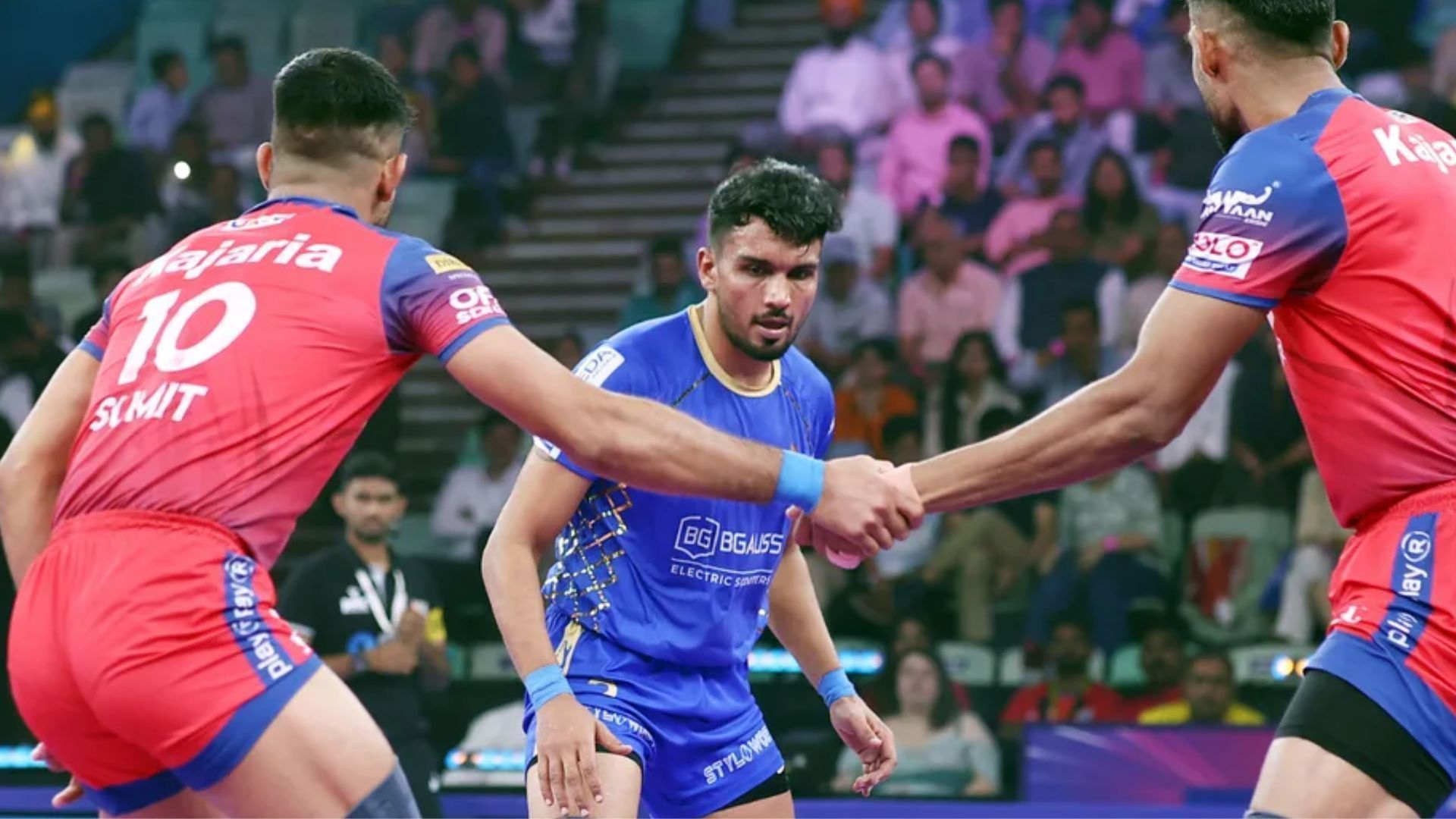 Arjun Deshwal in action (Image Credits: PKL)