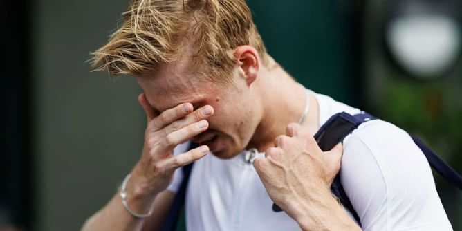 "He is a clown" - Denis Shapovalov booed, accused of being a 'sore loser' by fans after 'rage quit' retirement vs Joao Fonseca at Swiss Indoors 2025