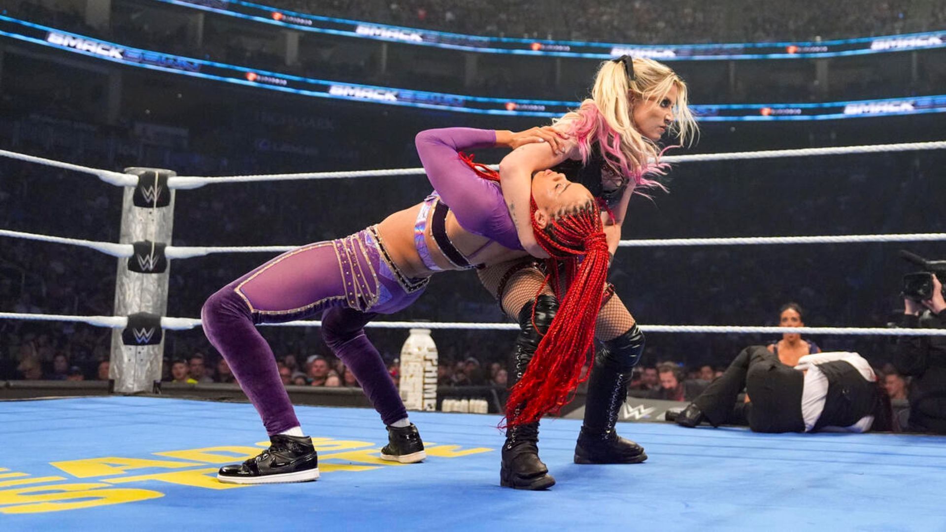 Bliss still uses Sister Abigail during her matches. (Image Credit: WWE.com).