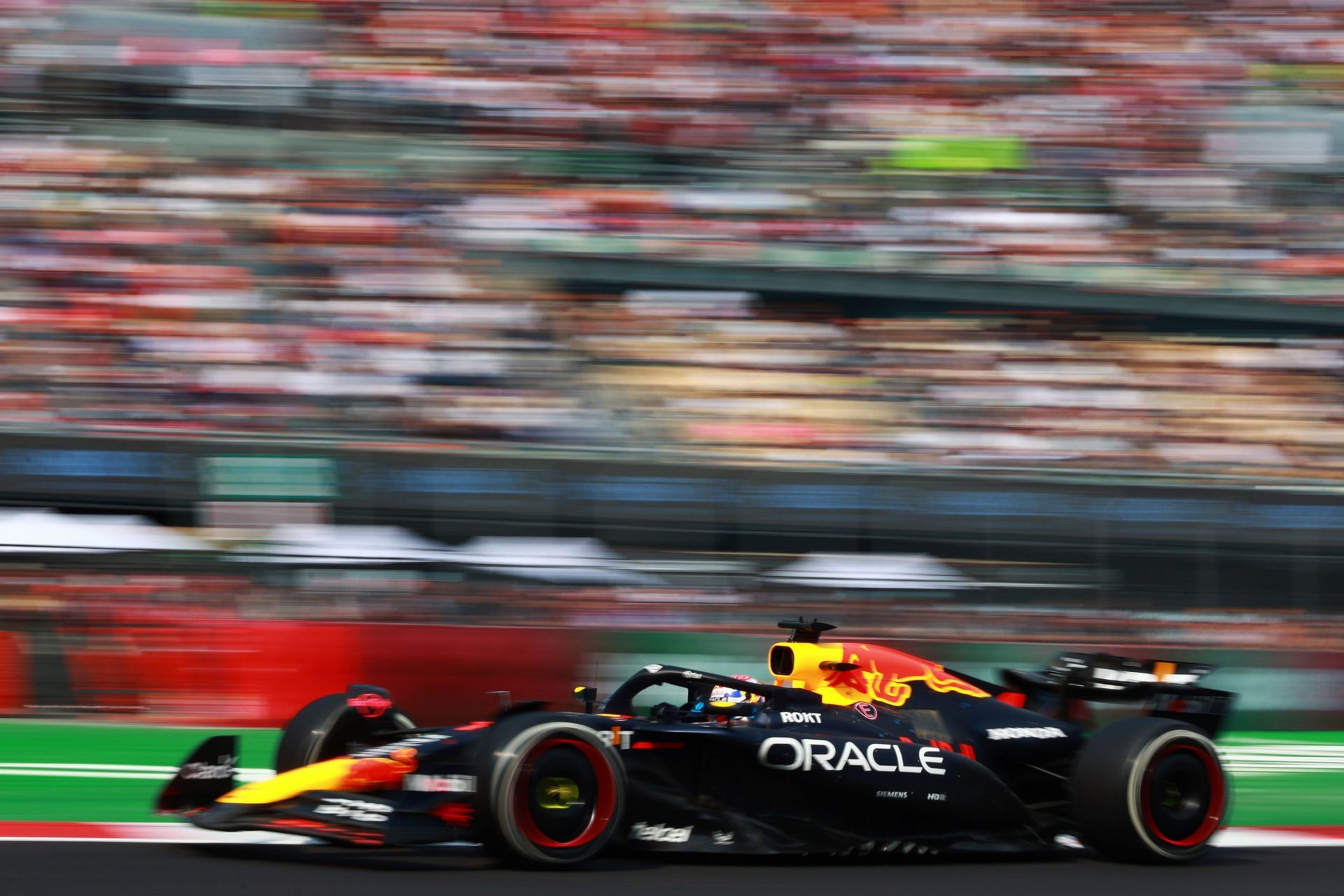Red Bull of Max Verstappen at the 2024 F1 Mexico Grand Prix - Source: Getty