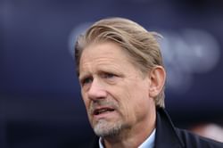 "I don’t think he’s that bad" - Peter Schmeichel believes Chelsea can win the Premier League with 27-year-old star in starting XI