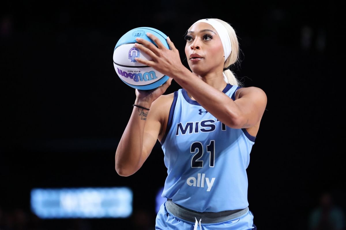 "Open up Another Roster Spot" - WNBA Fans React to DiJonai Carrington's Injury Excluding Her From Unrivaled 2026