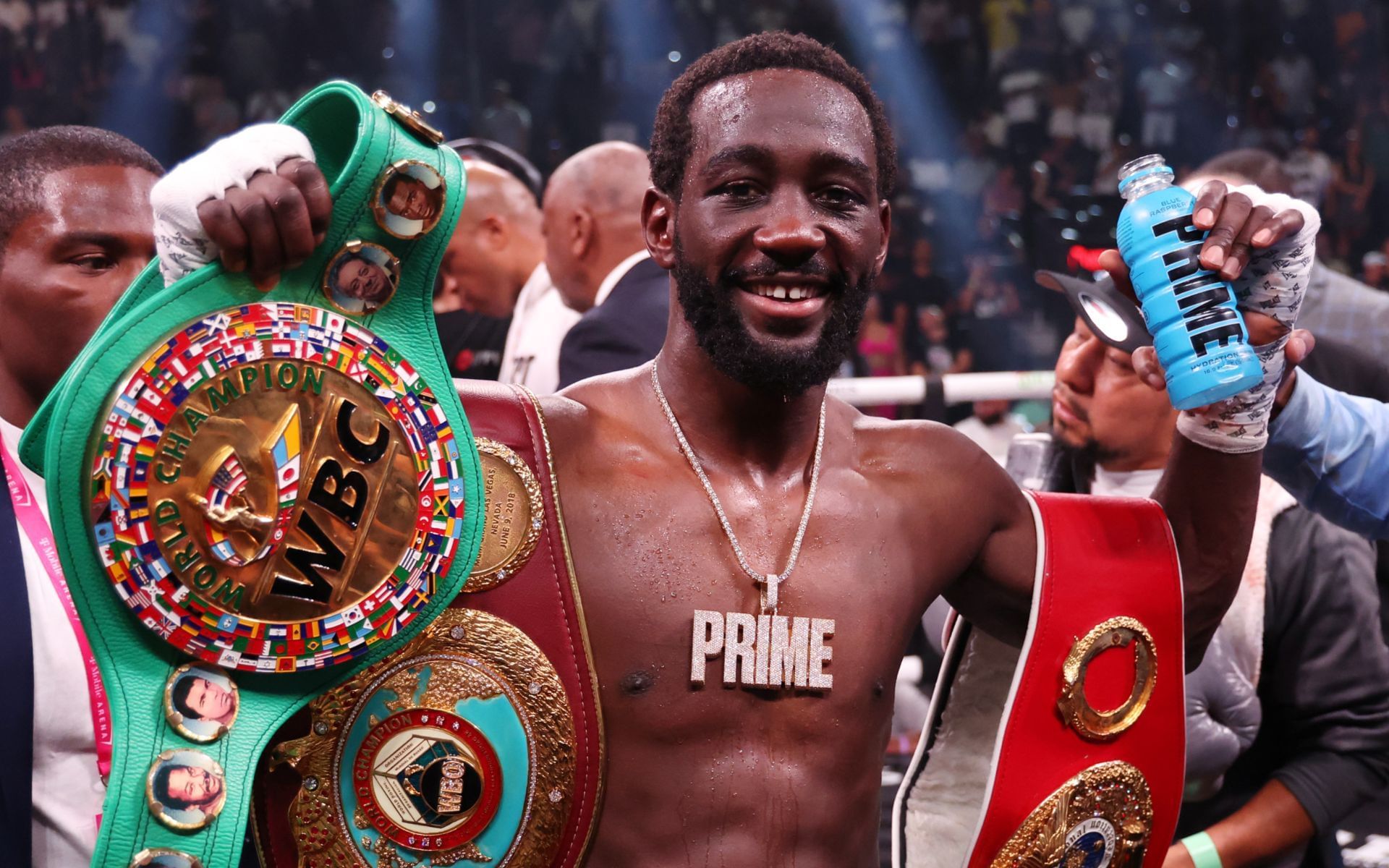 UFC icon discusses Terence Crawford