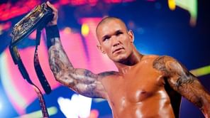 3 Clear signs Randy Orton will turn heel soon in WWE