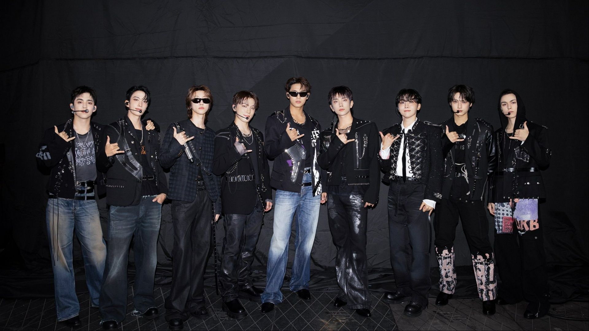 SEVENTEEN (Image via X/@pledis_17)