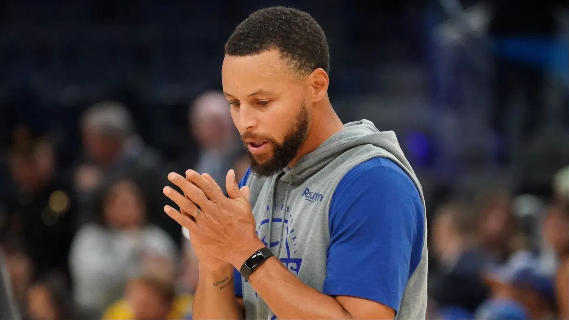 Steph Curry oozes optimism about chemistry with $5,685,000 center. (Photo: IMAGN)