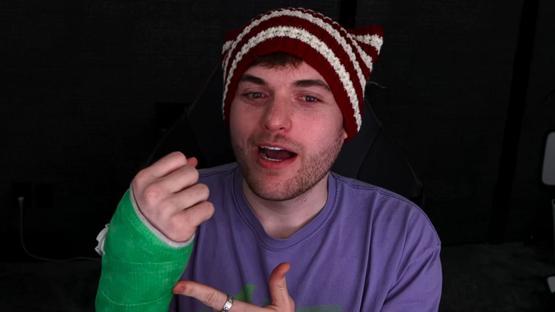 Dream has been injured (Image via Dream/YouTube)