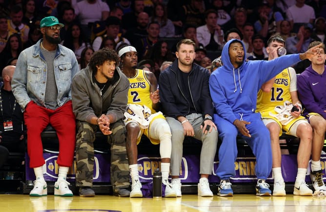 LA Lakers Injury Update: Massive Concerns on Marcus Smart, Huge Deandre Ayton News Ahead of Blockbuster Showdown vs. Mavericks (Nov. 28)