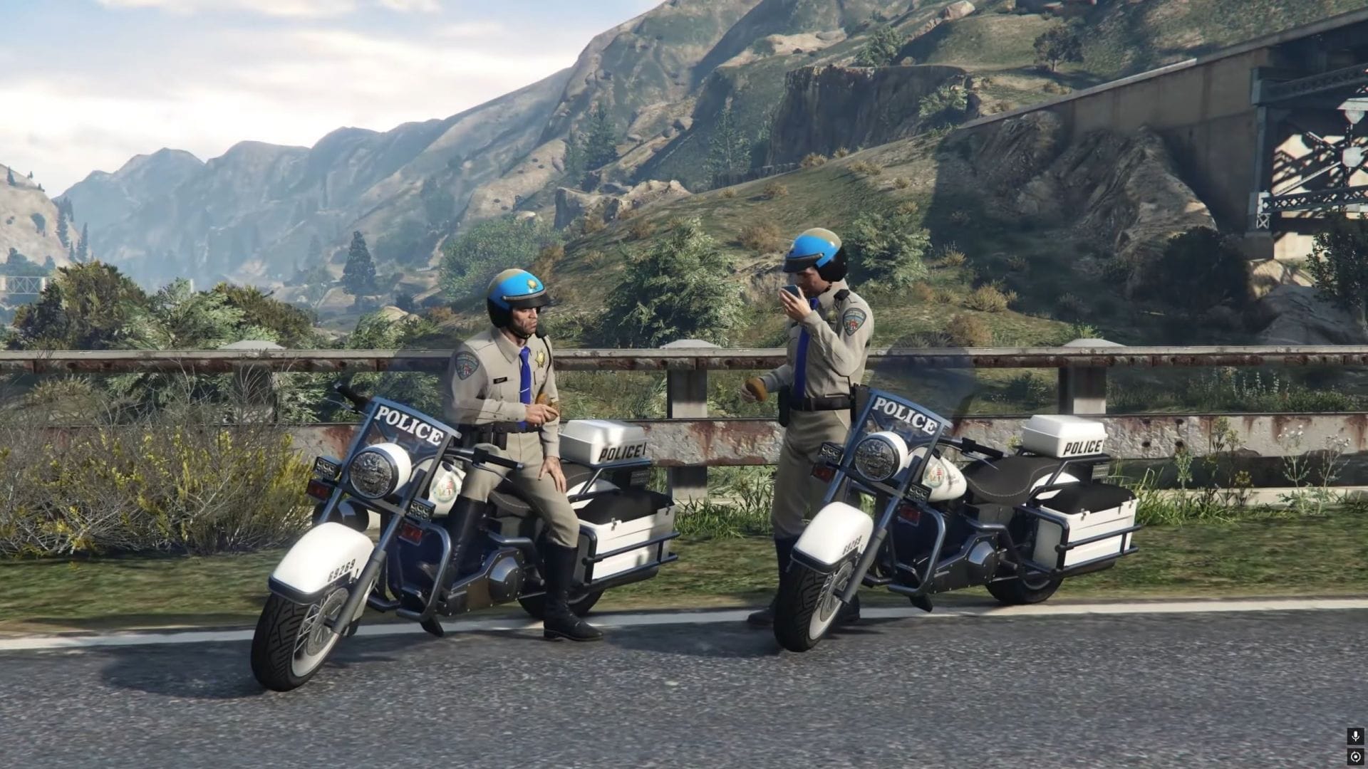 Michael and Trevor briefly acted as cops in GTA 5 (Image via Sportskeeda Gaming || Rockstar Games)