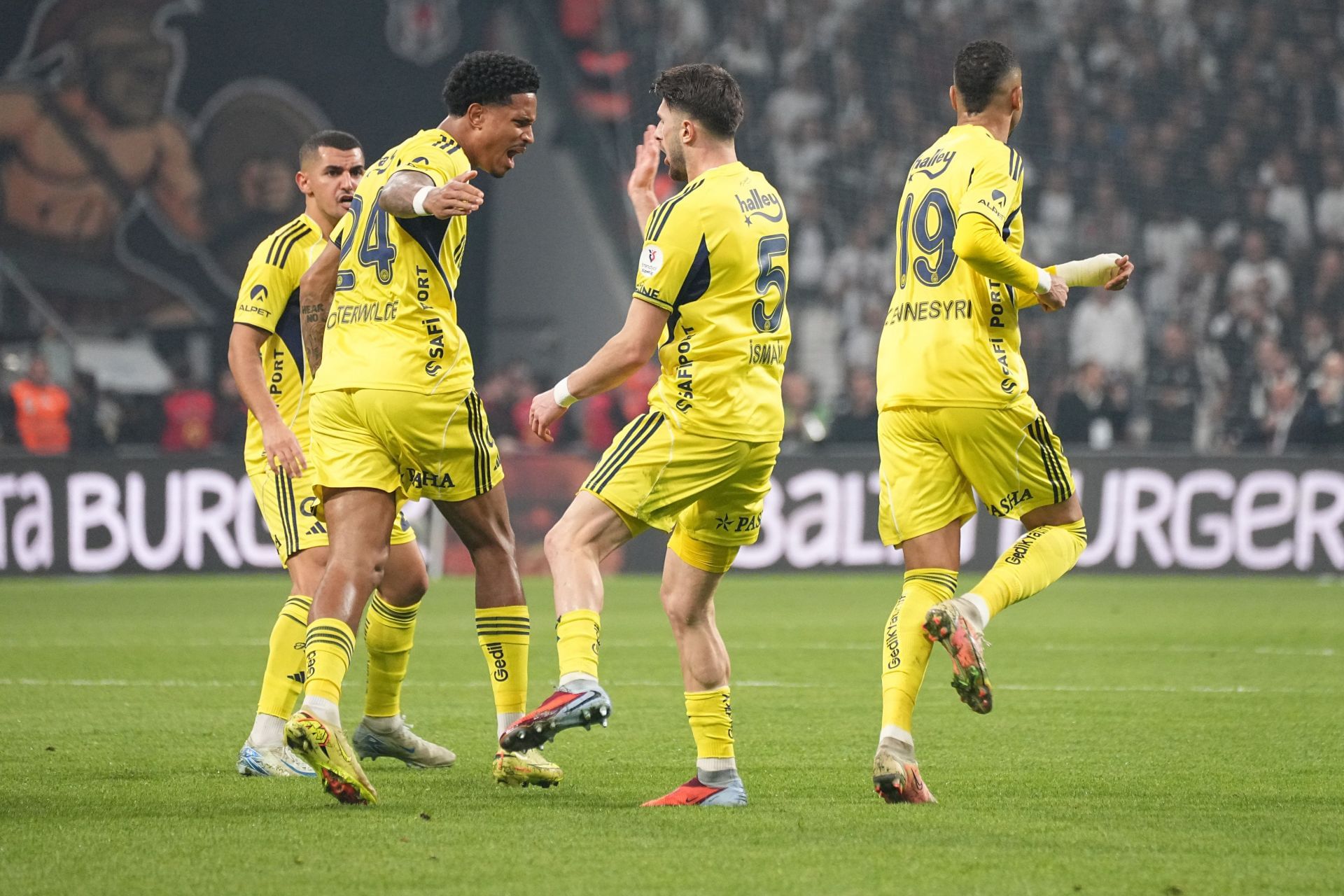 Besiktas JK v Fenerbahce SK - Trendyol S&uuml;per Lig - Source: Getty