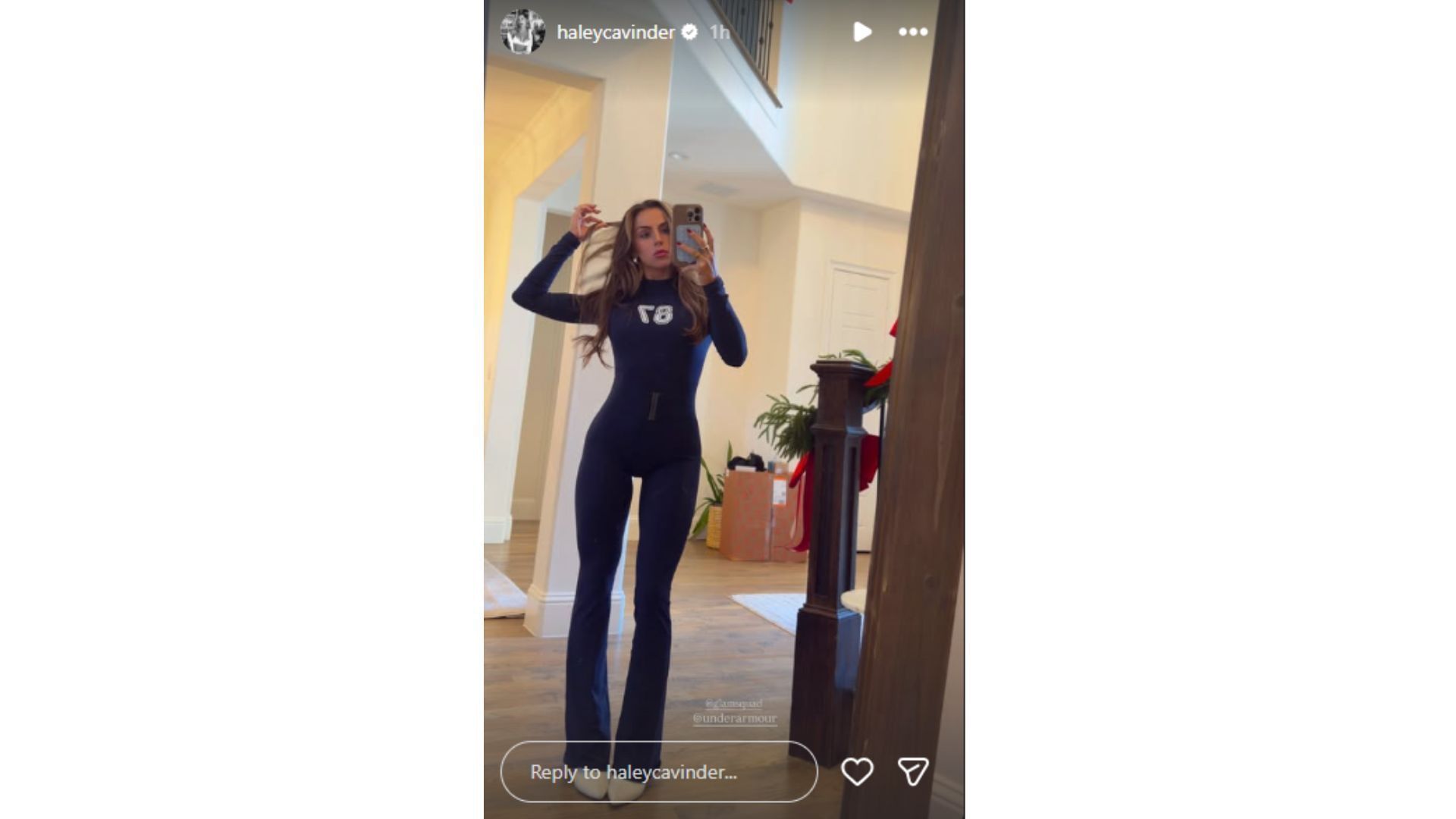 Haley Cavinder showed off her gameday look. (Credit: @haleycavinder)