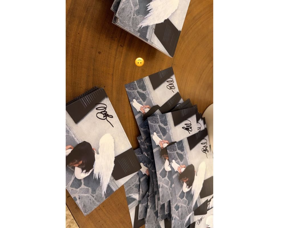 IN PIC: Justin Herbert&rsquo;s GF Madison Beer teases angelic cover for upcoming album &lsquo;Locket&rsquo; on IG [IG/@madisonbeer]