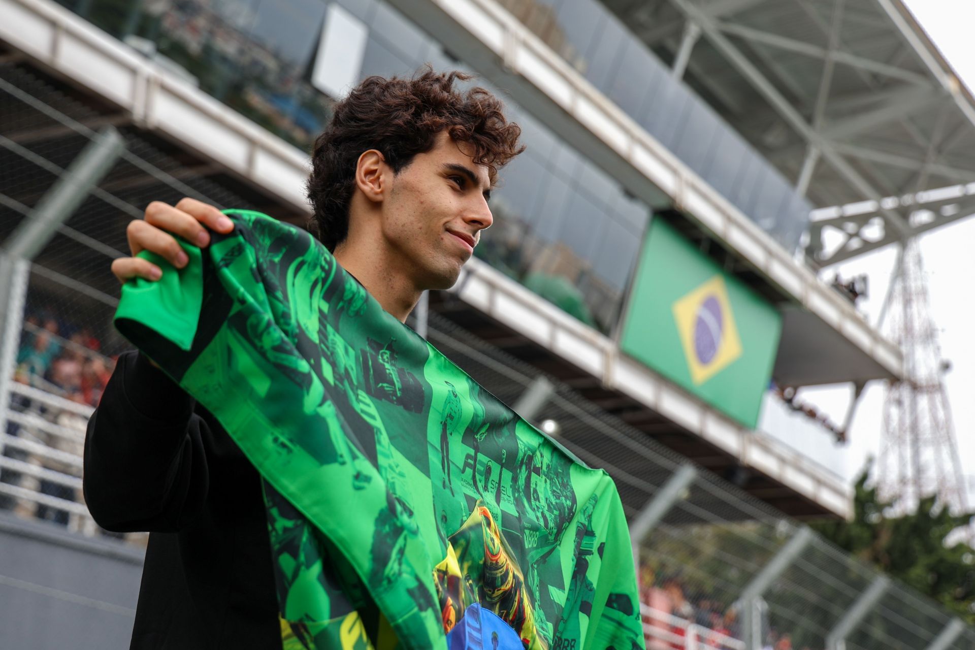 F1 broadcaster apologizes for controversial comments about Gabriel Bortoleto's family during Brazil GP 1 Gabriel Bortoleto before the Brazilian GP. Source: Getty