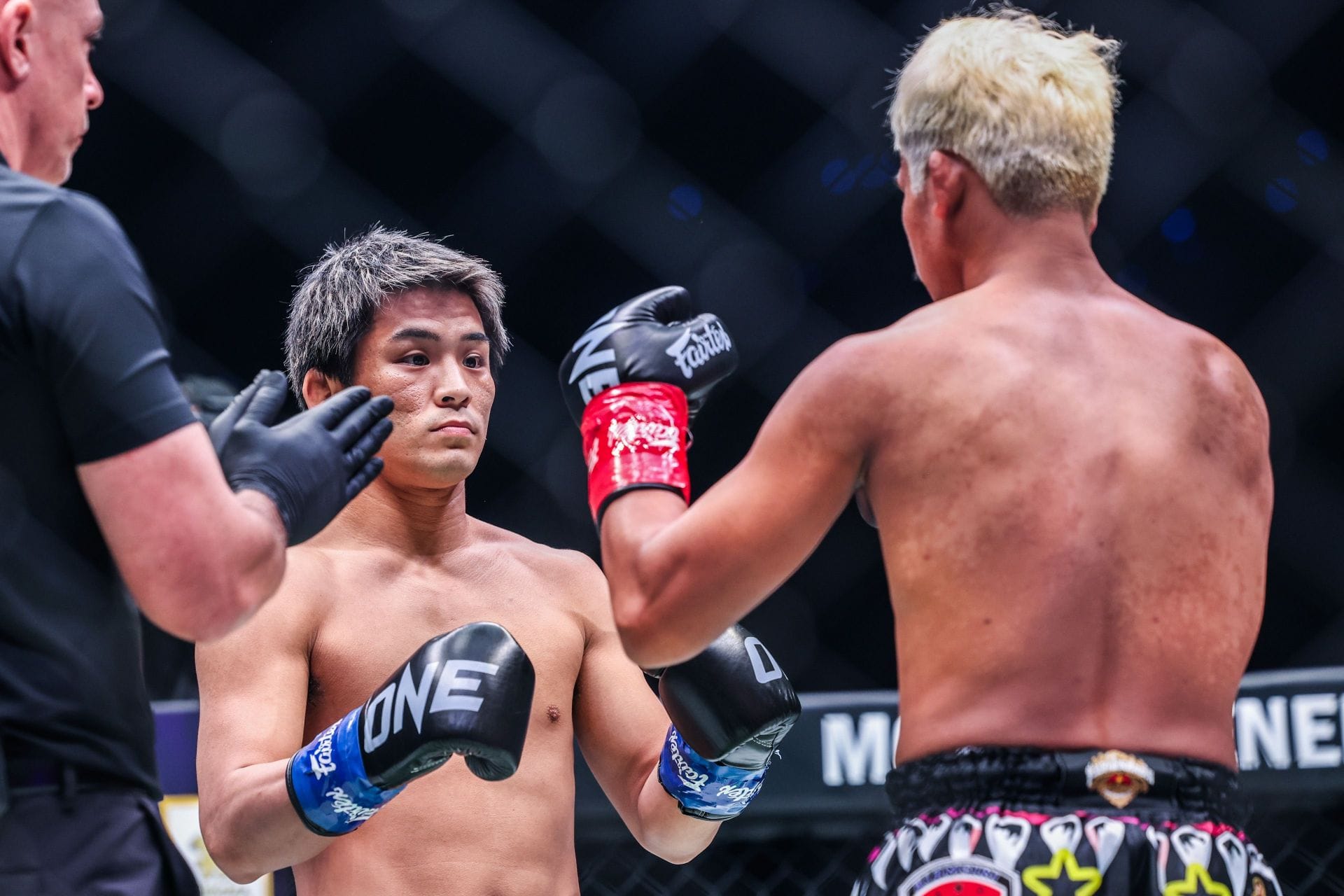 Yuki Yoza vs Superlek | Photo by ONE Championship