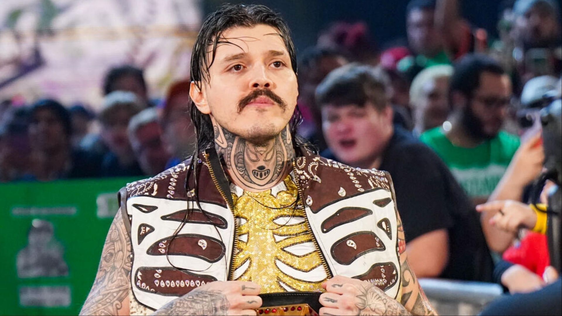 Dominik Mysterio pays emotional tribute to Mysterio lineage with new tattoo;  WWE star bares all, image size:1920x1080