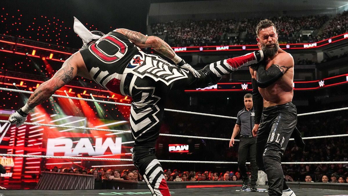 Penta vs. Finn Balor