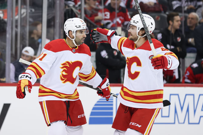 NHL Rumors: Despite Rasmus Andersson & Nazem Kadri trade buzz, $29.4M Flames star drawing 'most attention' from potential suitors