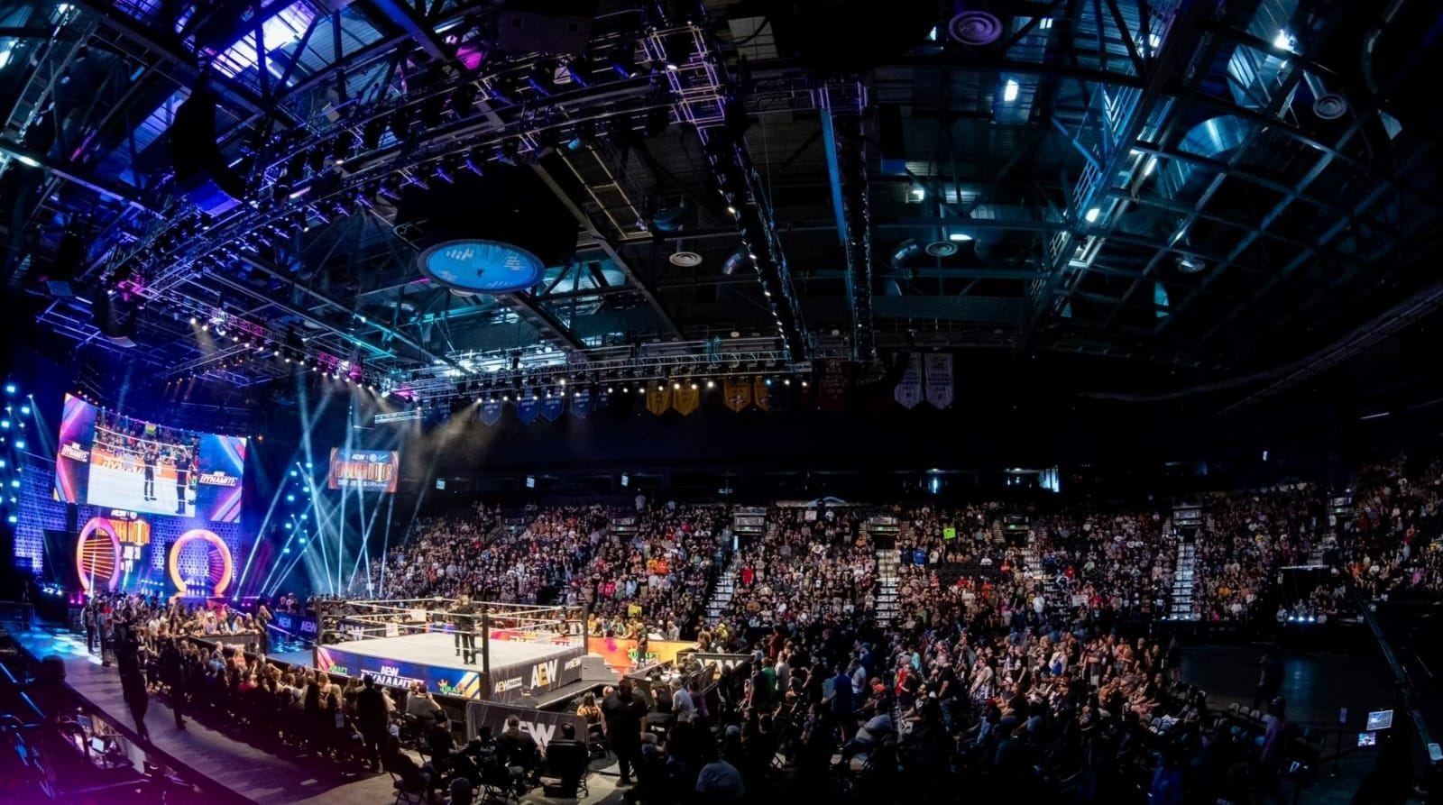 Two AEW stars join forces [Image Credit: Kosha Irby