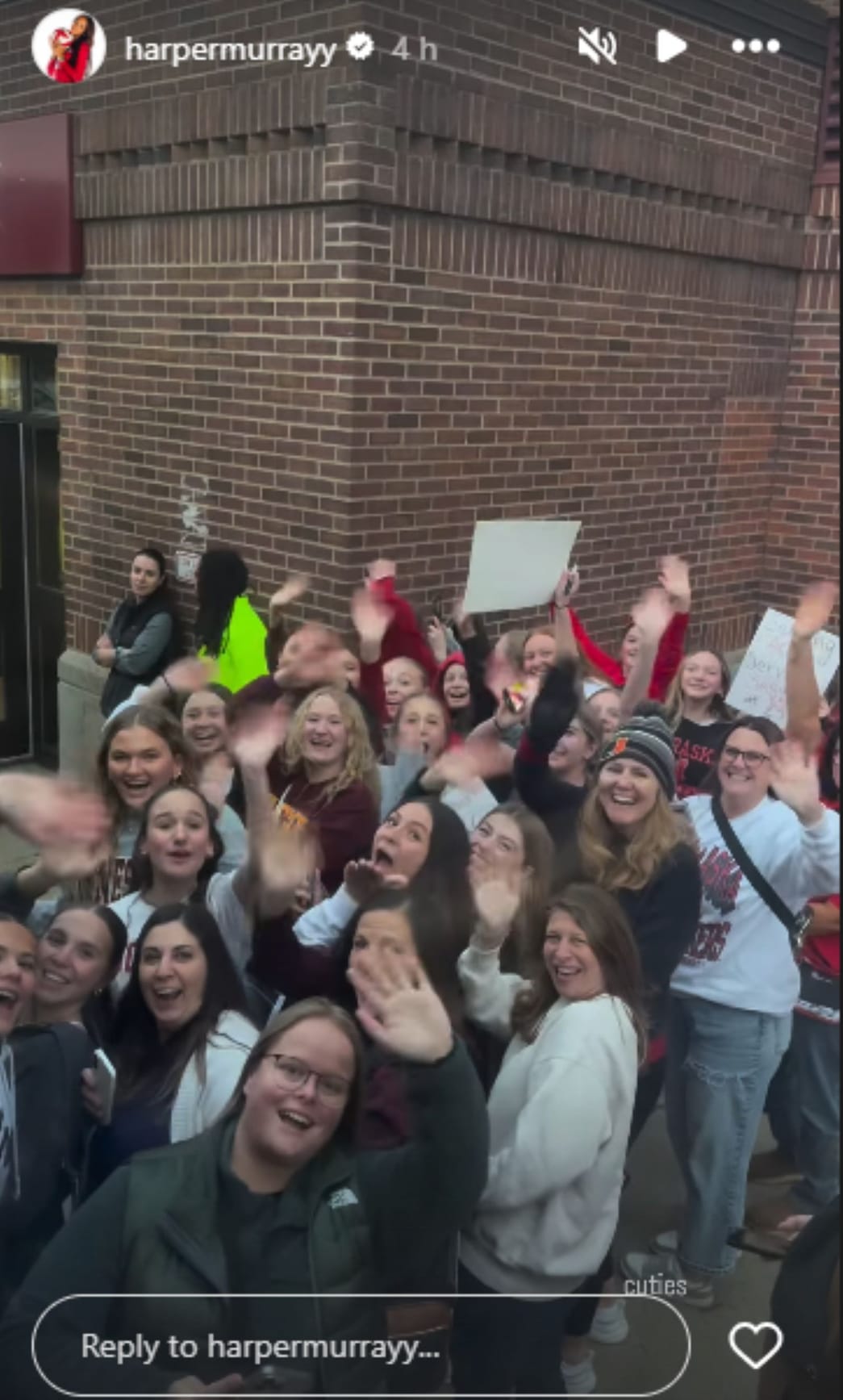 Harper Murray drops a one-word reaction to the massive support from ...