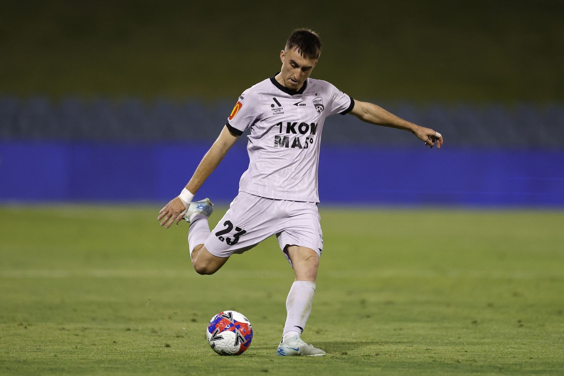 Adelaide United vs Western Sydney Wanderers Prediction and Betting Tips | 6th November 2025