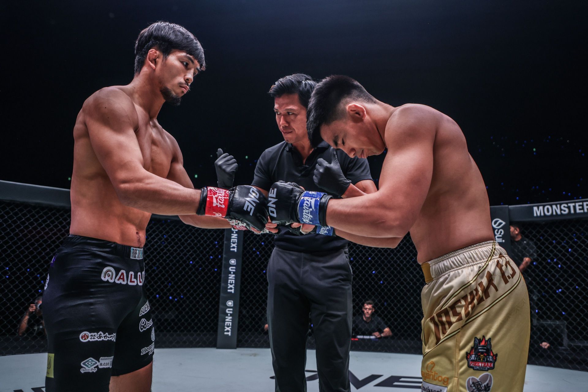 (From left) Yuya Wakamatsu and Joshua Pacio crossed paths inside the Circle at ONE 173. [Image: ONE Championship]