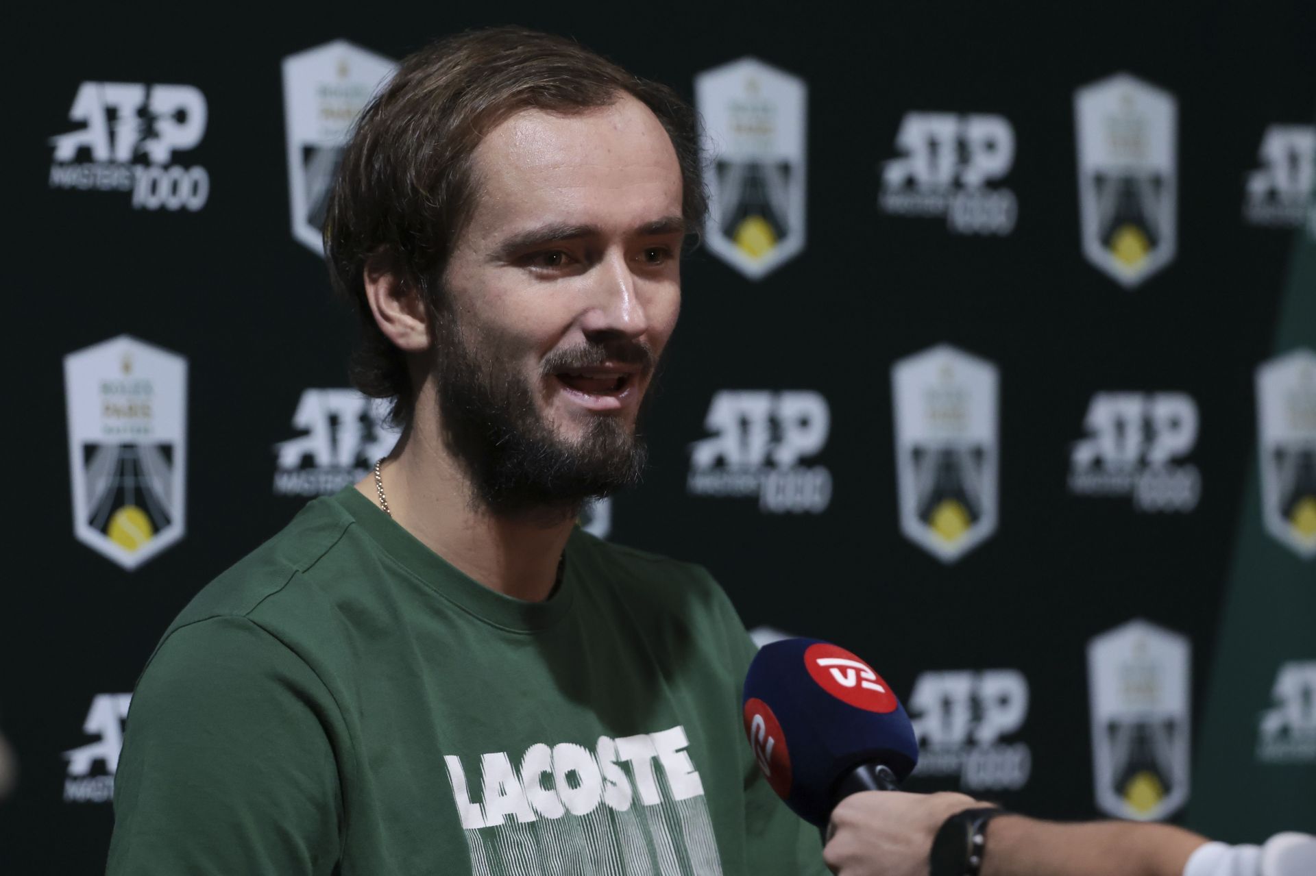 Daniil Medvedev giao lưu với giới truyền thông tại Paris Masters 2025 (Nguồn: Getty)