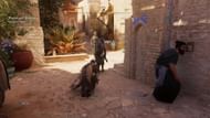Sneak behind the robber and pickpocket (Image via Ubisoft)