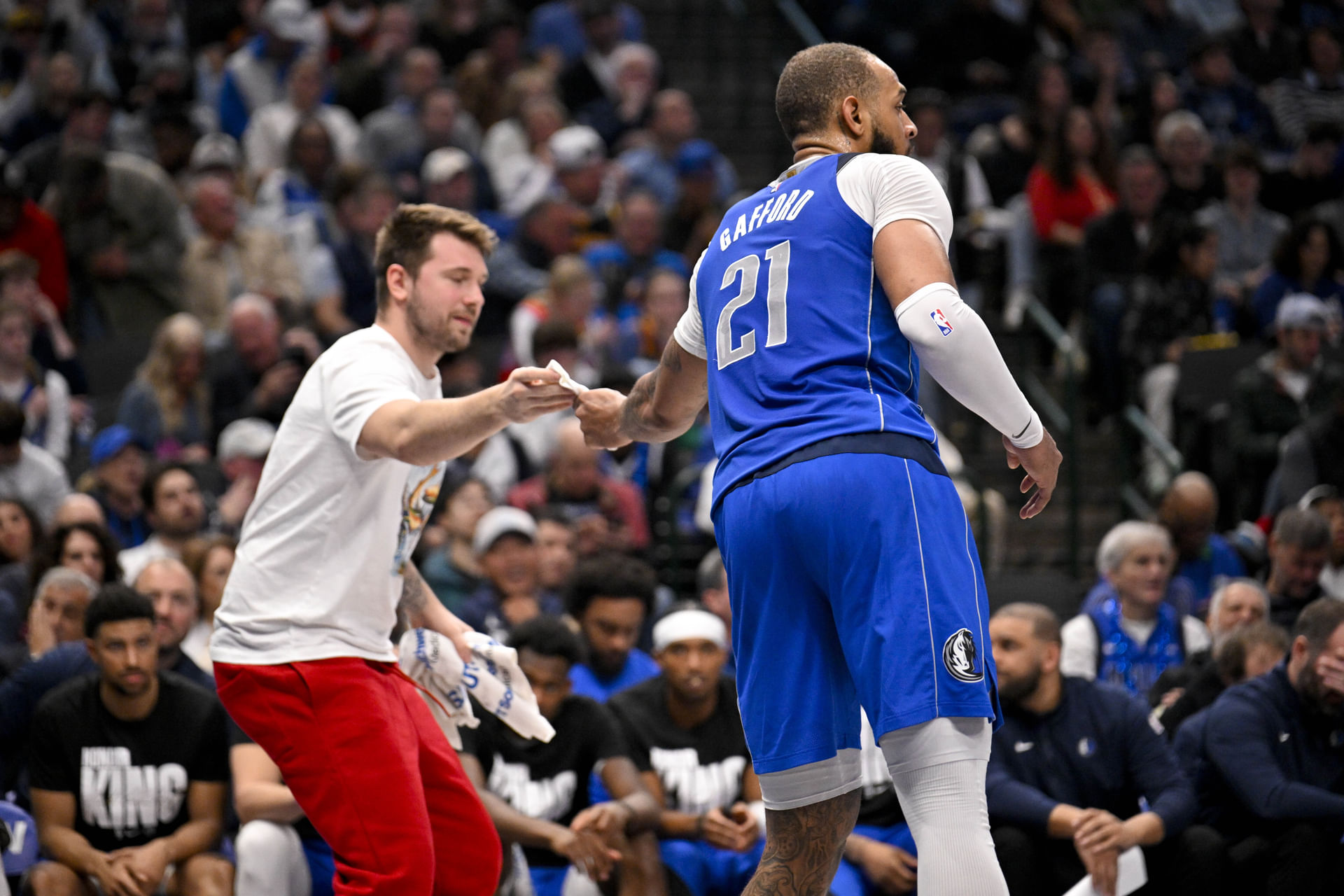 Rumores Bombam! Mavericks Blindam Gafford de $14.9M em Meio ao Interesse Fervoroso dos Lakers de Luka Doncic