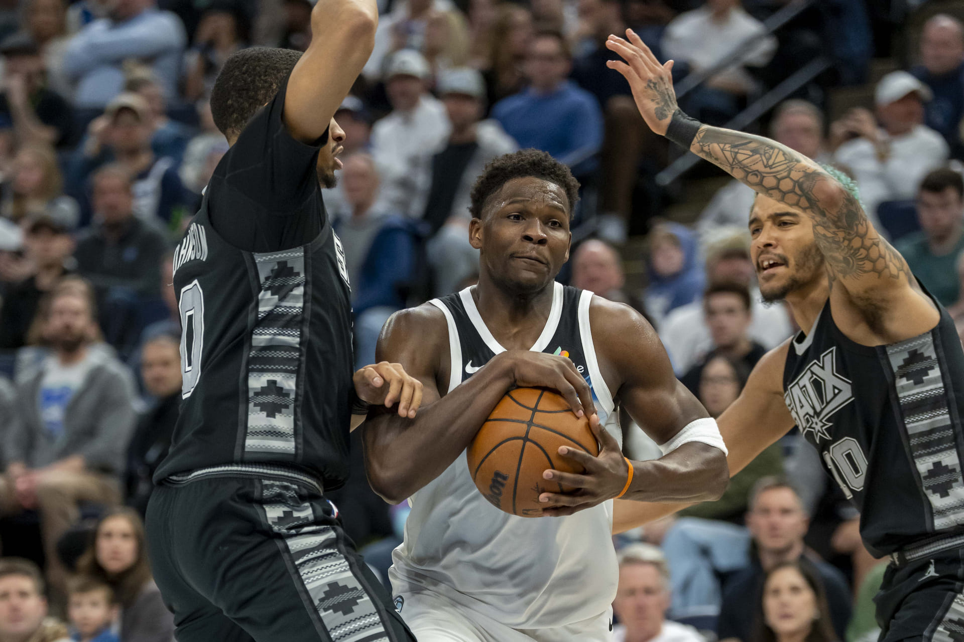 NBA: San Antonio Spurs at Minnesota Timberwolves - Source: Imagn