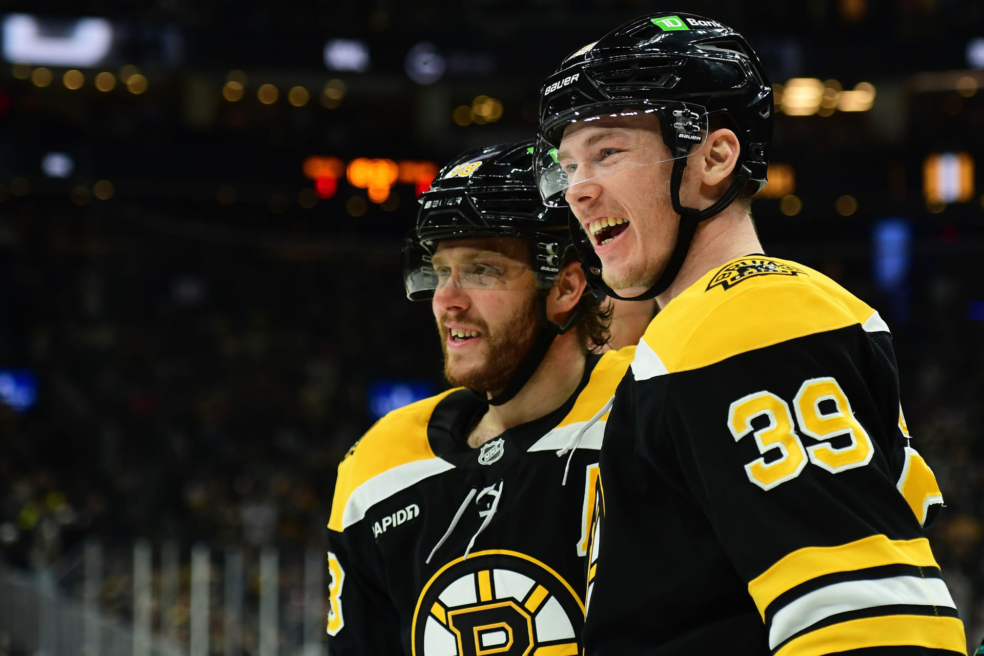 NHL: Carolina Hurricanes at Boston Bruins - Source: Imagn