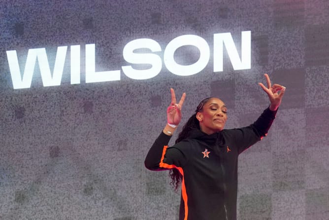 A'ja Wilson Ranks Wild Buzzer Beater Against Mercury on All-Time Satisfying Buckets of her Career