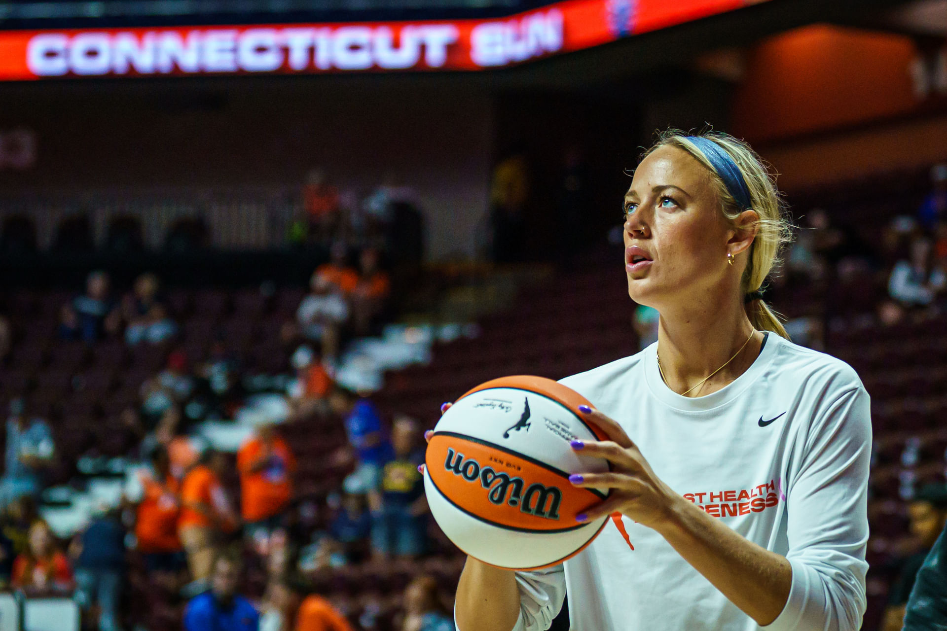WNBA: Indiana Fever at Connecticut Sun - Source: Imagn