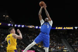 Is Anthony Davis on Minute Restriction vs Lakers? Mavericks’ Adjustments for 10x All-Star’s Injury Return Game Explored