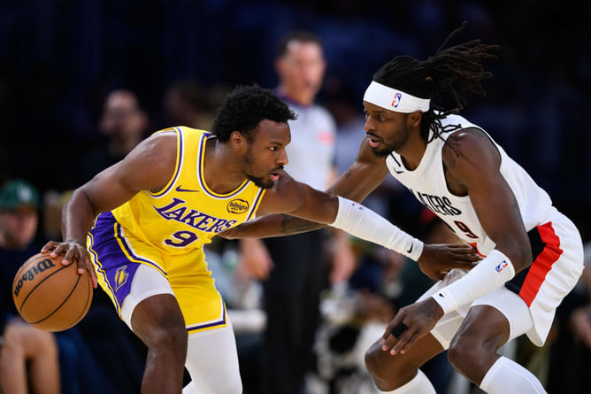 Bronny James Stats Tonight: LeBron James' Son Covers for Luka Doncic and Austin Reaves' Playmaking in Win vs Blazers (Nov. 3)