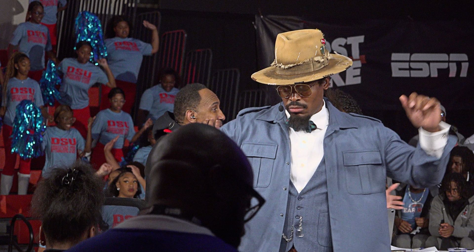 He said we DONE with that Superman sh*t": NFL fans react as Drake Maye  refused to do Cam Newton celebration